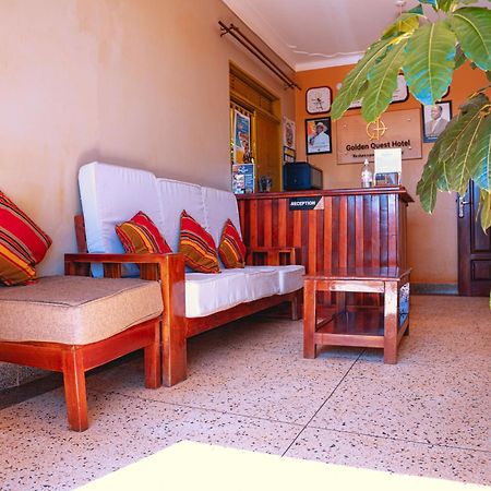 Golden Quest Hotel Ентебе Екстериор снимка